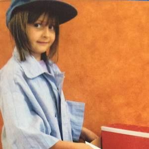 Meet your Posher, Emma